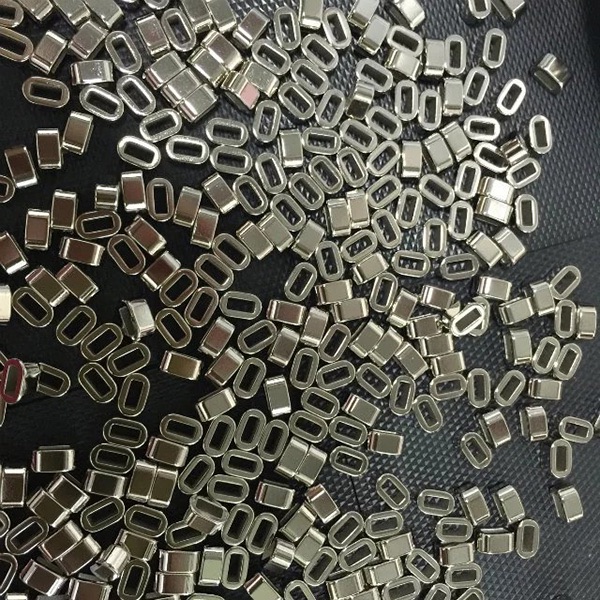 磁吸數(shù)據(jù)線磁鐵